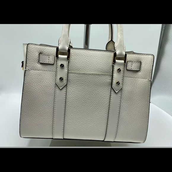 Michael kors purse - Picture 5 of 7